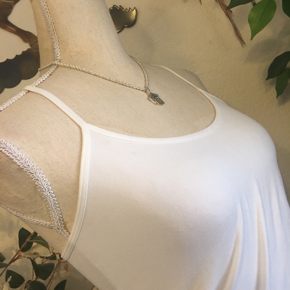 Diamond cut accent silver ‘08 graduate necklace - Picture 2 of 8